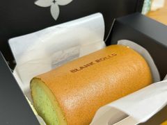 -白蘭BLANK(杭州湖滨银泰in77C区店)