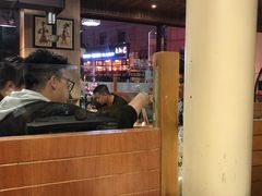 大堂-羊家胡同·龙虾烧烤火锅(龙汇路店)