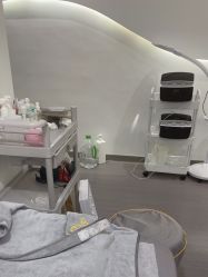 -己悦美学·皮肤管理