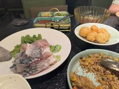 -得意咚瓜·顺德鱼生·冬瓜火锅(深圳首店)