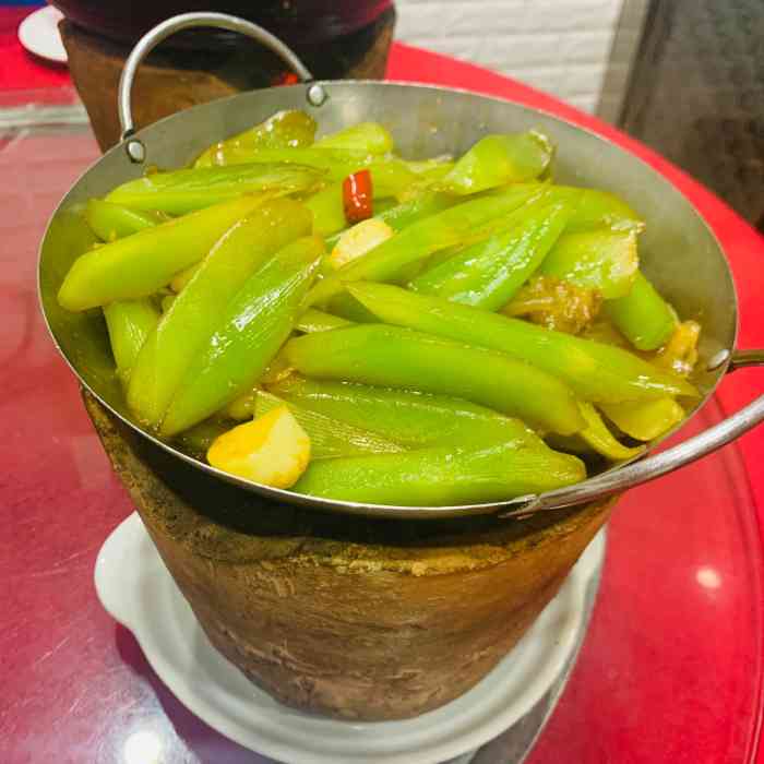 武宁老字号试one餐厅-"第一次来,朋友大力推荐武宁菜!两个人.