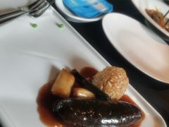 葱烧海参配乌米菌-鲁采LU STYLE(新天地店)