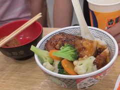 -吉野家(吉野家冰山慧谷店)