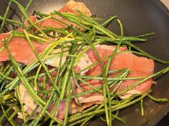 沙葱牛肉-合易泓烤肉•首创生椰大油边(宁山路店)