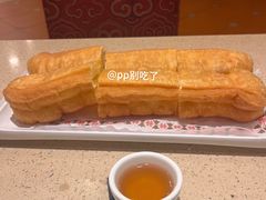 招牌靓油条-点都德(千灯湖环宇城店)