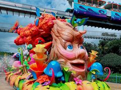 -七彩云南欢乐世界