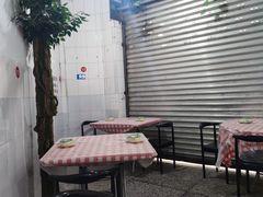 -洪霞餐馆