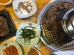 -唯成•韩国炭火烤肉 유성고기