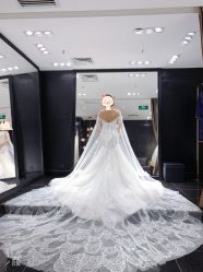 点击看大图 -GRACE KELLY婚纱与礼服(北京店)
