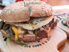 -Catch Bagel(芳草地店)