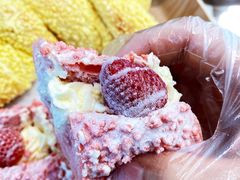 草莓魔法棒-奈雪的茶(大连新玛特店)