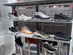 -SALOMON萨洛蒙(北京王府中环店)