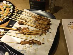 -何师烧烤·香辣蟹·川菜·30年老品牌(太古里旗舰店)
