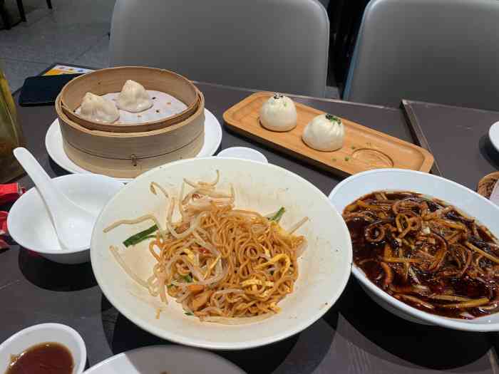 翡翠拉面小笼包(丽泽天街店)-"白灼菜心还可以,味道还不错菜心过水的