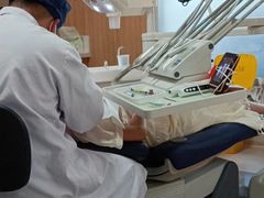 -上海仁爱医院口腔科 · 种植