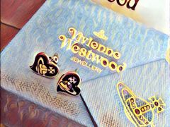 耳钉-Vivienne Westwood(上海来福士广场店)