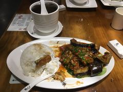 -粤色·老广州茶餐厅(河南商会大厦店)