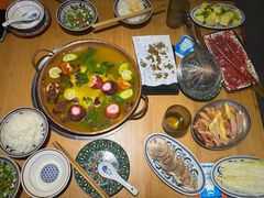 -洱火云南酸菜牛肉火锅(石景山当代商城店)