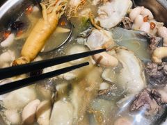 -千岛蚝高压锅生蚝·人参火锅(白云万达店)