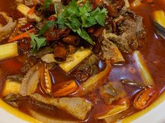 红汤牛杂锅仔-九老汉·川渝江湖菜(合川路2店)