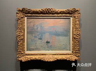 真实感受着画里的雾霭、波浪和日出日落。人生美好就在此时