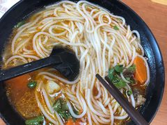 -老妈米线(港龙店)