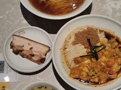 -松鹤面馆·古法焖肉面(观前店)