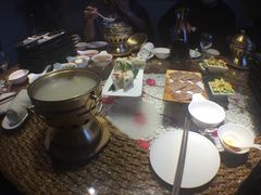 -慢丽江·云南野生菌土鸡锅(付家庄店)