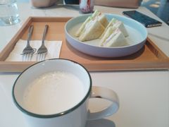 -J cafe 朝夕餐厅