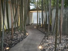 -穹六人间 people 6(岳阳路店)