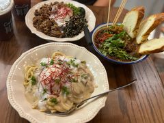 -CowCow其其·牛杂咖啡公司(六运店)