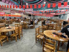 大堂-三千坪超级火锅市场·土灶牛肉火锅