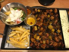 -肥肥虾庄·金牌油焖大虾(杨园滨江时代walk店)