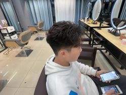 -藤野造型·烫发染发
