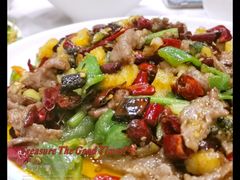 火爆牛肉-犇逸·乐山跷脚牛肉·四川现炒(览海店)