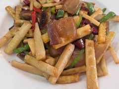 野笋炒腊肉-漁耕小厨农家院(武当山店)