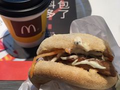 -麦当劳(华融店)