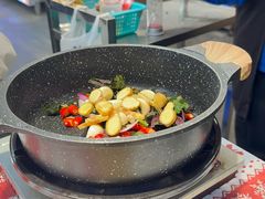 -刘姐啤酒鱼音乐餐厅(阳朔美食丁厄3分店)