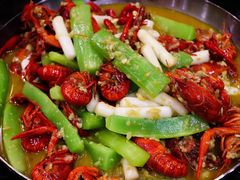 蒜蓉龙虾-指爱龙虾(金杨路总店)