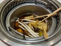 -龍歌自助小火锅(市南金茂湾店)