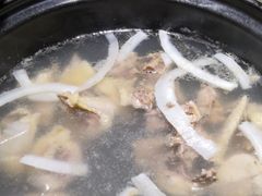 文昌鸡皇椰子鸡-探窝·竹笙椰子鸡(杨箕店)