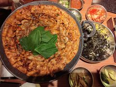 铁板章鱼五花肉-春熙台韩国料理·章鱼肥牛(西丽店)