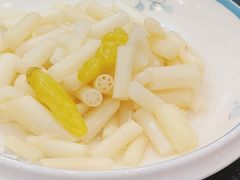 酸辣藕带-三妹小龙虾·黄油蟹(华侨城总店)