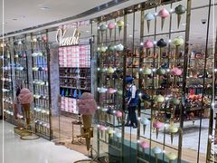-VENCHI 闻绮(北京国贸商城店)