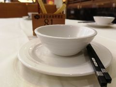 -东豪园林海鲜酒家(南港路辅路店)