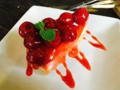 -莓园冰淇淋店