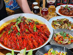 -40+精酿啤酒俱乐部(国投财富广场店)