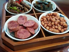 -乔家小院•本地小海鲜•非遗驴肉(万年泉路店)