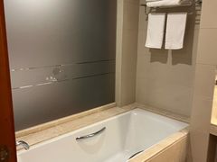 -无锡鼎尚皇冠酒店