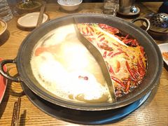-巴卤社老火锅(财富店)